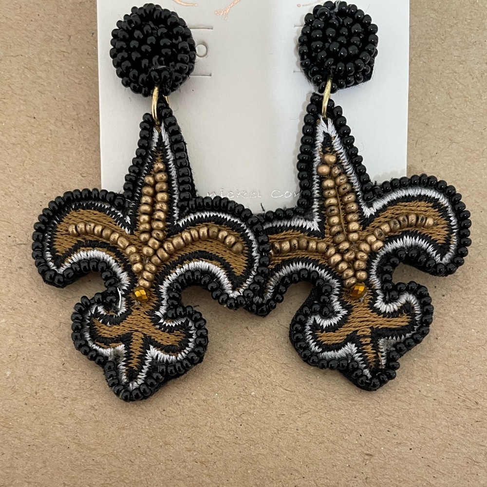 LAST ONE! NEW Black and Gold Fleur De Lis Beaded Earrings New Orleans Saints